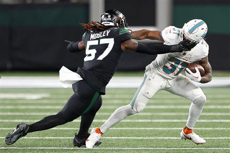 Jets’ defense focused on slowing the speedy Dolphins’ ‘mini track team’ in rematch